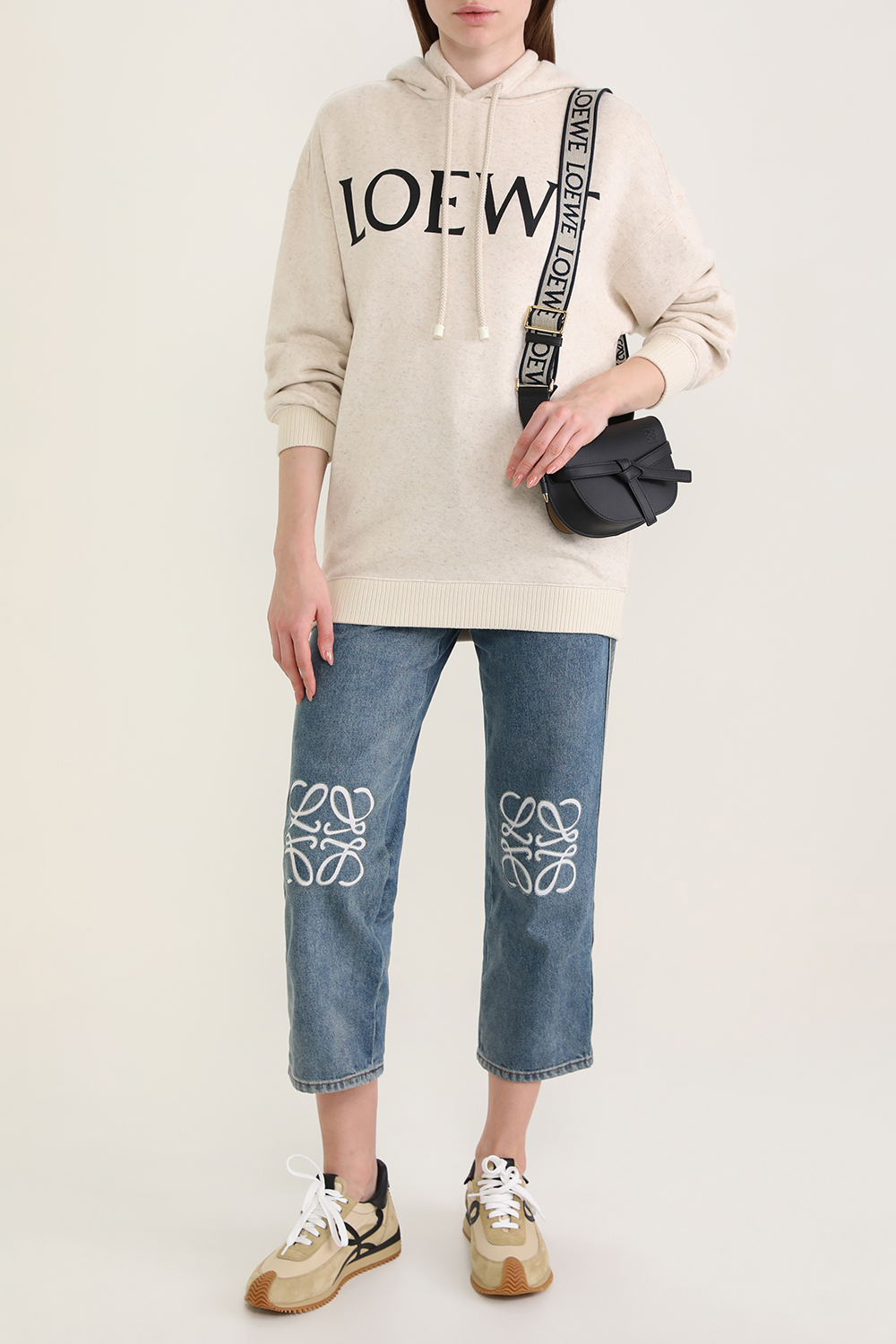 סווטשירט קפוצ'ון עם הדפס לוגו